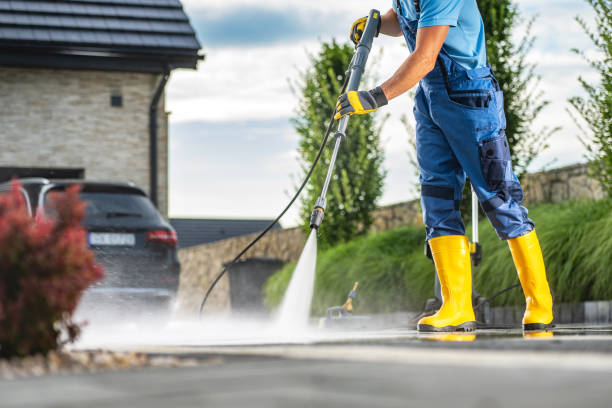 Best Sidewalk and Walkway Cleaning  in Angwin, CA